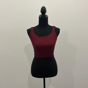 COPY - Burgundy cropped tank top 🍒 very comfy to sleep on or to wear out!